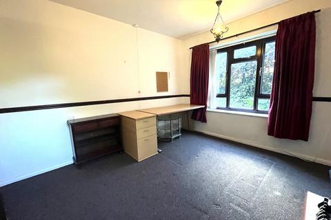 undefined, Manor House Close, Birmingham B29