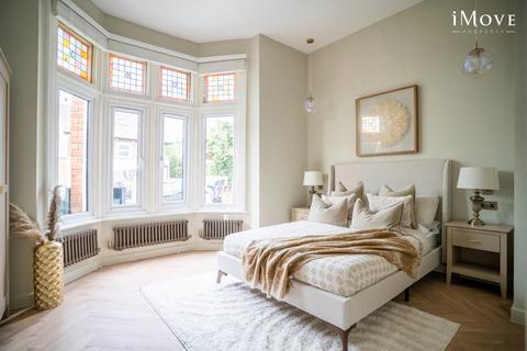 2 bedroom flat for sale, Anerley Hill, London SE19