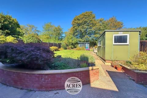 3 bedroom detached house for sale, Queslett Road East, Streetly, Sutton Coldfield