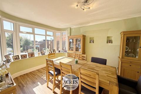3 bedroom detached house for sale, Queslett Road East, Streetly, Sutton Coldfield