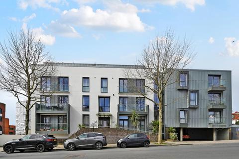 Montefiore Road, Hove BN3