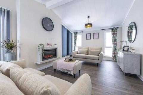 undefined, Lowestoft, Suffolk, NR33