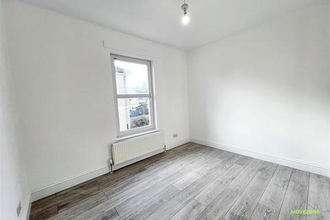 1 bedroom flat to rent, Heron Hill, Belvedere, DA17