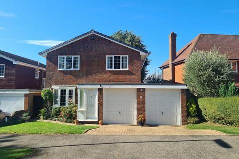 4 bedroom detached house for sale, Downs View Road, Great Bookham KT23