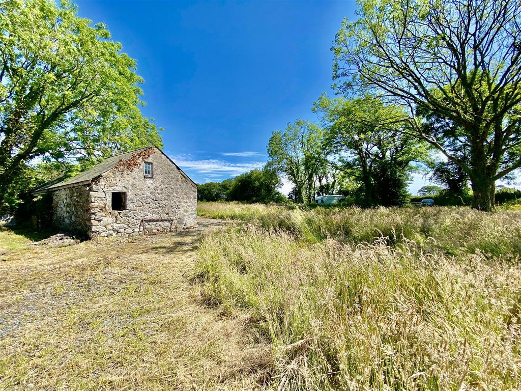 8059 E396-E2 E4-4 F05-AD59-24 F926 E5 C405.jpeg