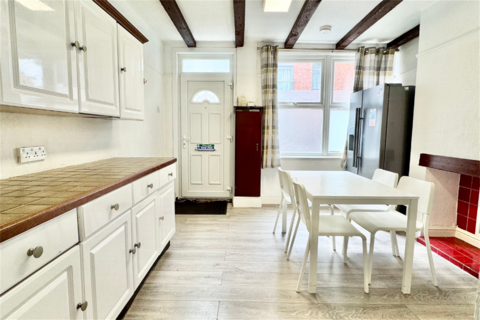 4 bedroom terraced house for sale, Priory Street, Lenton, NG7 2NX