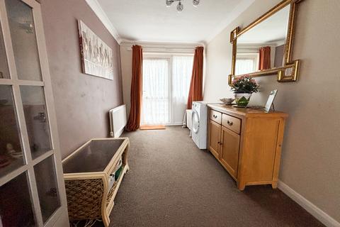 3 bedroom detached house for sale, Birch Close, East Cowes, Isle of Wight