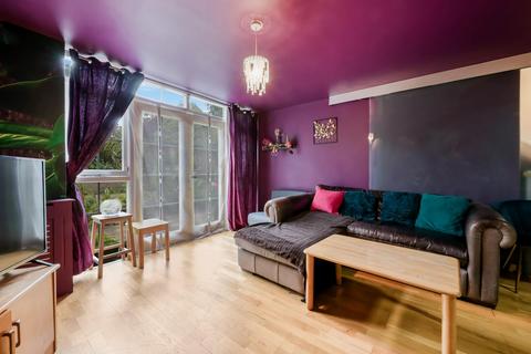 2 bedroom apartment for sale, The Renovation, London, E16