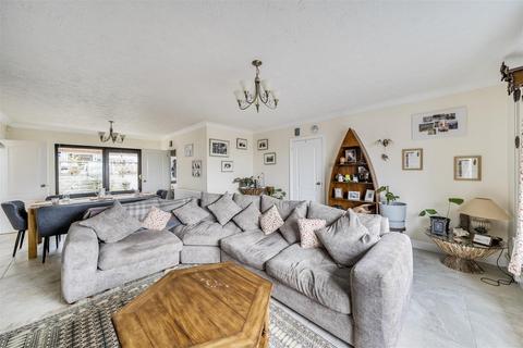 undefined, Beach Road, Penclawdd, Swansea