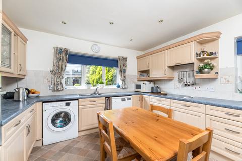 2 Appleton Close, Bingley, BD16 3LY