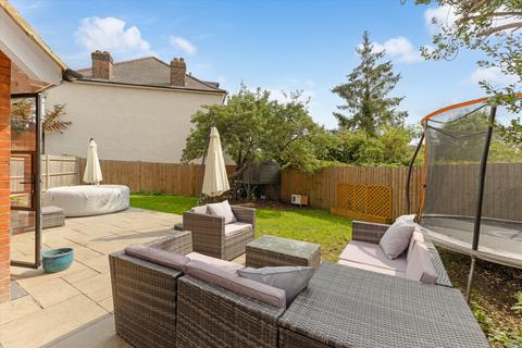 undefined, Springfield Drive, London, SW17