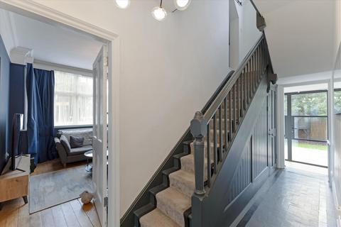 undefined, Springfield Drive, London, SW17
