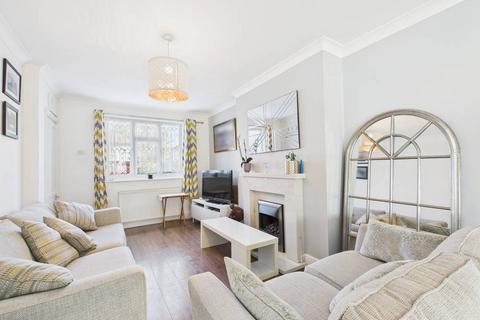 undefined, Worple Avenue, Staines-upon-Thames, Surrey, TW18
