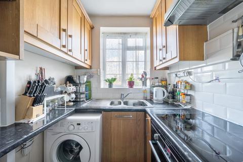 2 bedroom flat for sale, Victoria Crescent, Crystal Palace, London, SE19