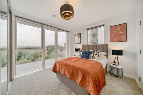 2 bedroom apartment to rent, 2 Woodlands Avenue, Acton W3