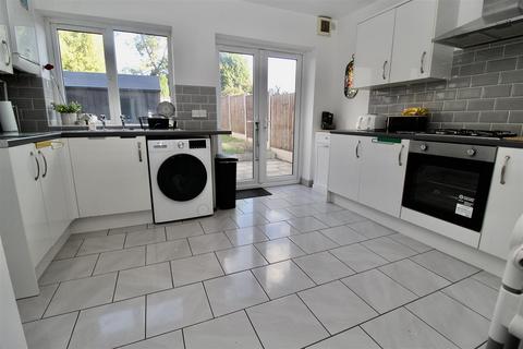 4 bedroom end of terrace house for sale, School Lane, Birmingham B34