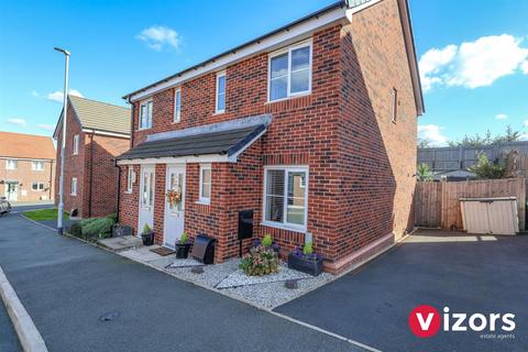 2 bedroom semi-detached house for sale, Midhope Street, Brockhill, Redditch
