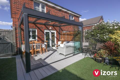 2 bedroom semi-detached house for sale, Midhope Street, Brockhill, Redditch
