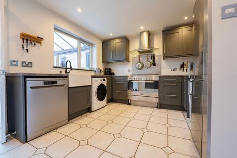 8 The Spring, Long Eaton, Nottingham, NG10 1PJ