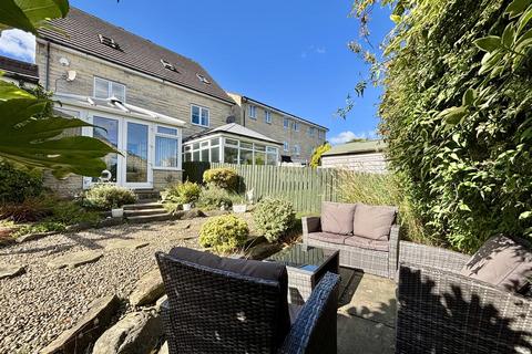 Winscar Avenue, Bradford BD6