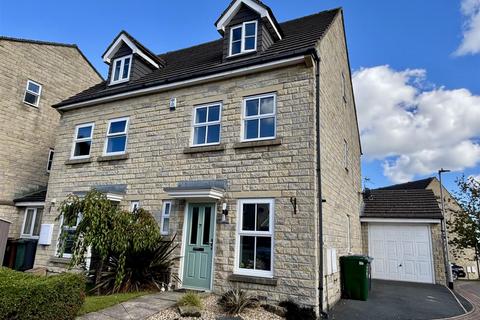 3 bedroom semi-detached house for sale, Winscar Avenue, Bradford BD6