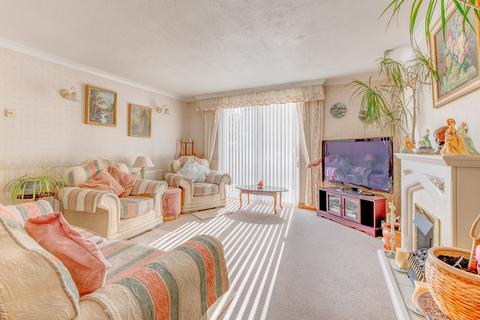 4 bedroom terraced house for sale, Grendon Close, Matchborough West, Redditch, B98