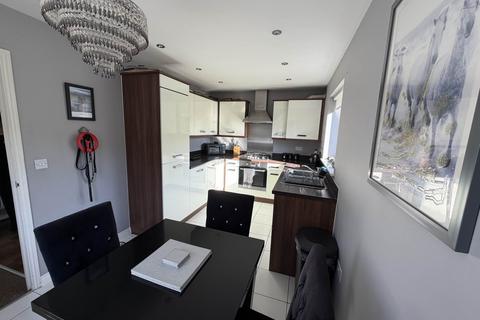 3 bedroom semi-detached house for sale, Sculthorpe Close, St Helens
