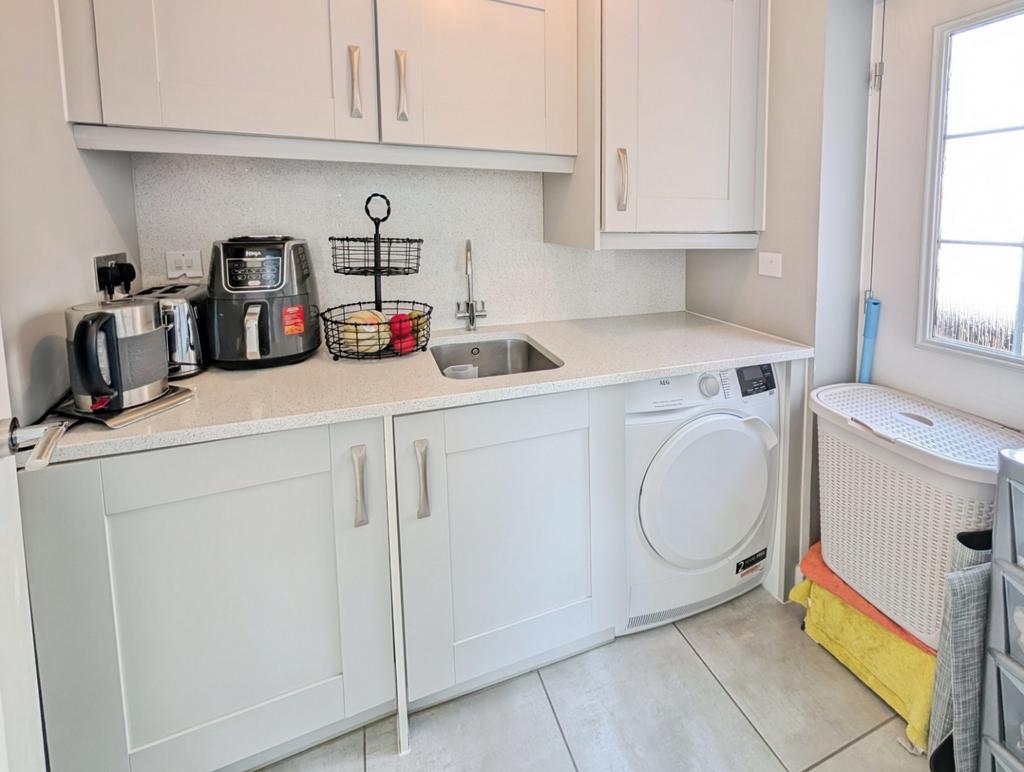 Pbox-utility room-341414.jpg