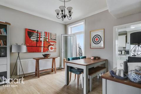 Masterman Road, LONDON