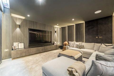 4 bedroom terraced house for sale, King George Street, London SE10