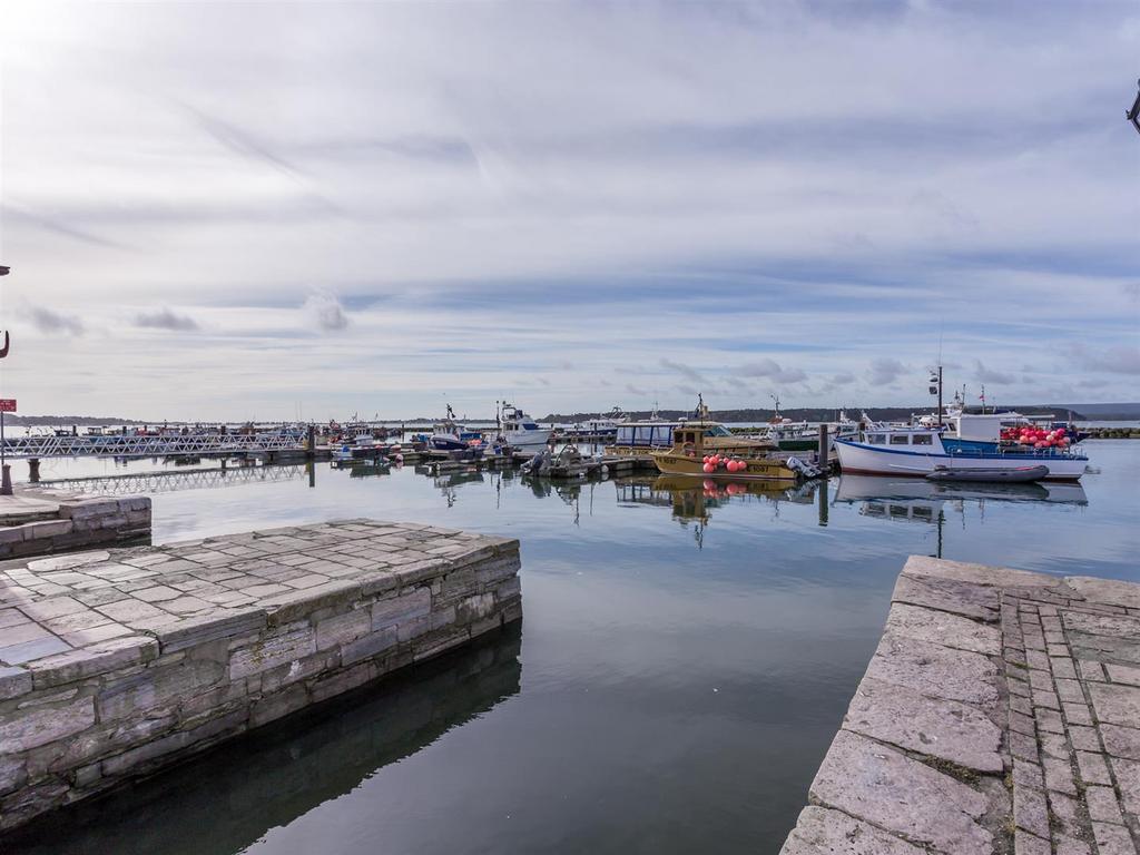 Poole Quay-3 2048 X 1536.jpg