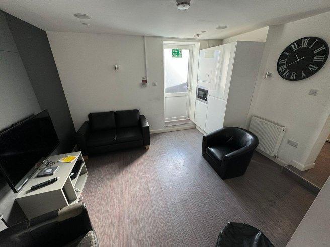 Stubbs-gate-st5-1lu-992527