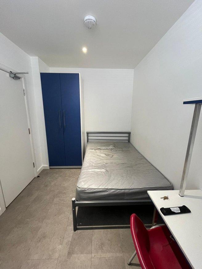 Watford-street-st4-2ew-992533