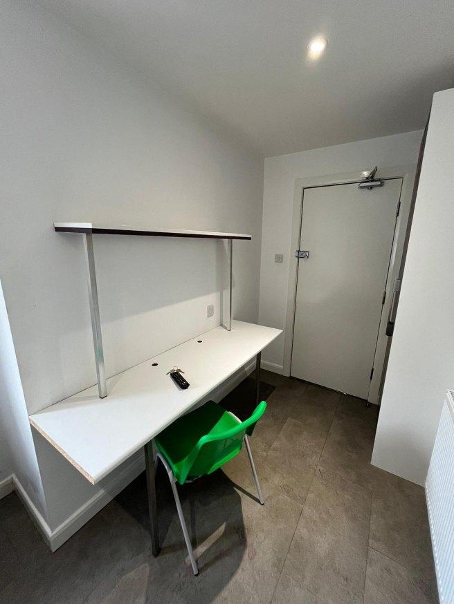 Watford-street-st4-2ew-992538