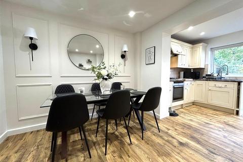 undefined, Rowan Close, Evesham