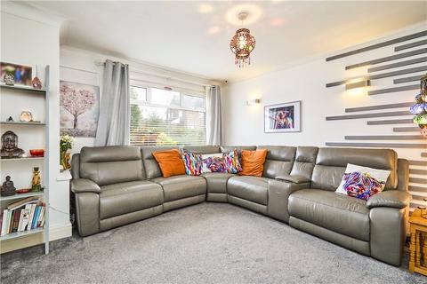6 Nursery Road, Guiseley, Leeds, LS20 9DQ