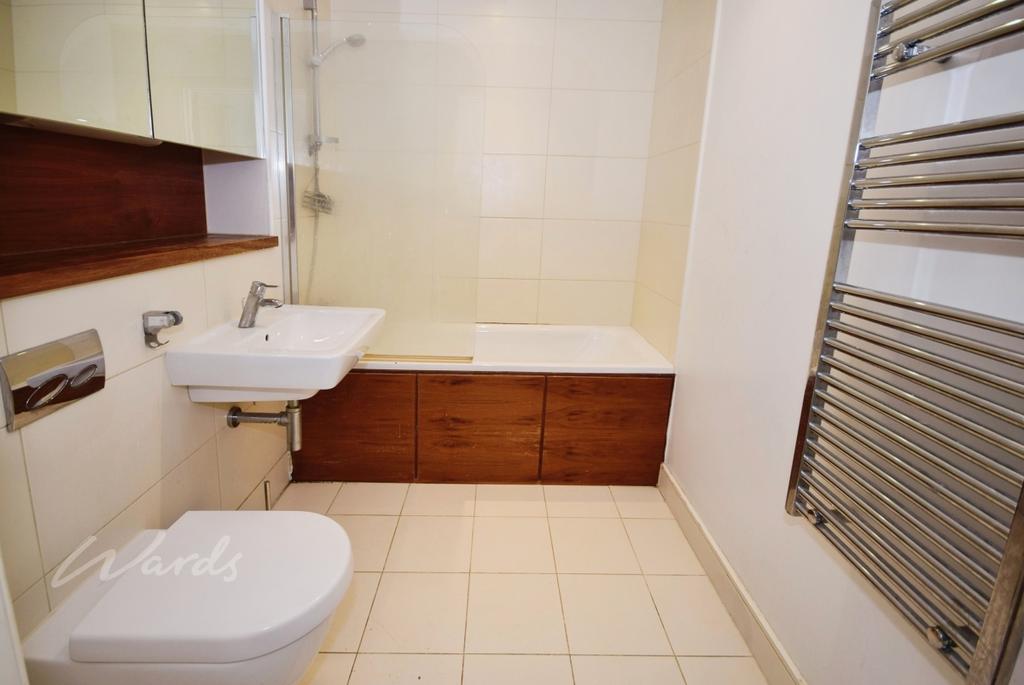 Marina bathroom