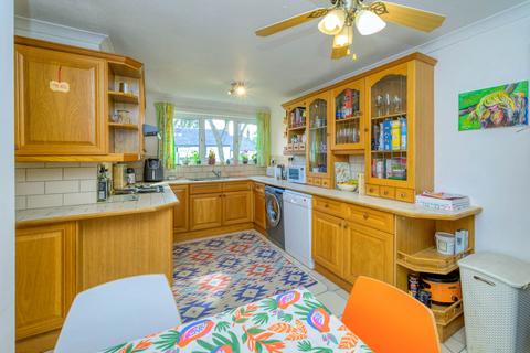 undefined, Oakfields Close, Newbury RG20