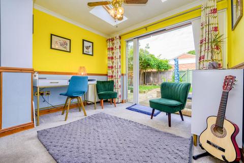 undefined, Oakfields Close, Newbury RG20