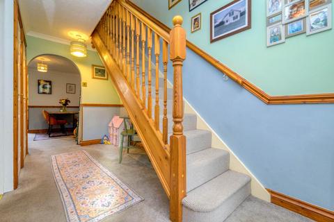 undefined, Oakfields Close, Newbury RG20