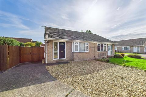 2 bedroom semi-detached bungalow for sale, Modern home in quiet Clevedon cul-de-sac