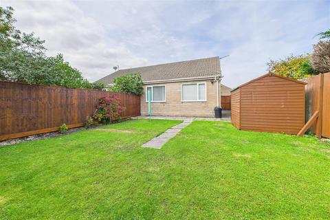 74 Bryant Gardens, Clevedon, BS21 5HG