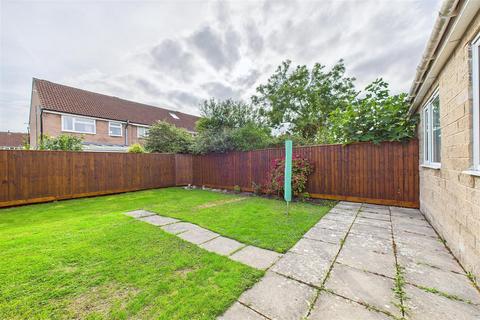 74 Bryant Gardens, Clevedon, BS21 5HG