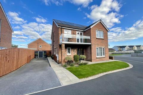 4 bedroom detached house for sale, Clos Clement, Five Roads, Llanelli