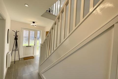 4 bedroom detached house for sale, Clos Clement, Five Roads, Llanelli