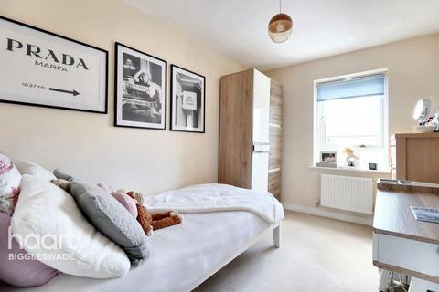 2 bedroom coach house for sale, Jupiter Way, Biggleswade