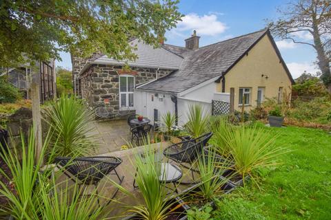 undefined, High Street, Criccieth