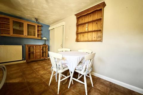 3 bedroom semi-detached house for sale, Paget Street, Aylestone LE2