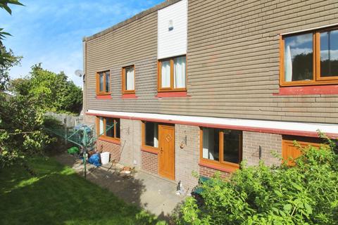 undefined, Bawn Walk, Farnley, Leeds
