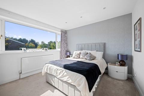 17 Mere Close, Orpington, BR6 8ES